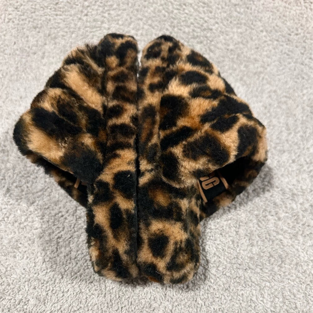 UGG Animal Print Fuzzy Slippers - Picture 5 of 8